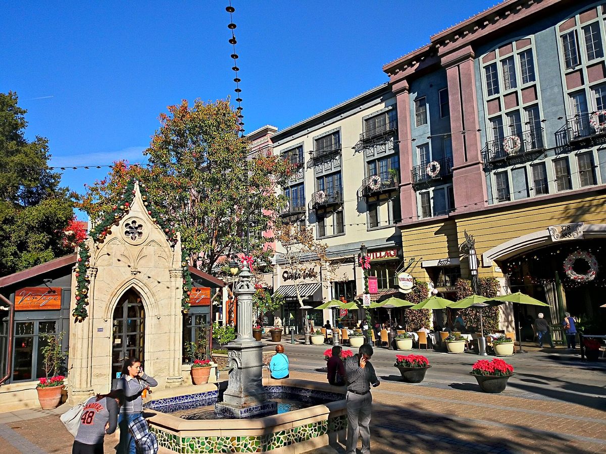 Santana Row (15371236324)